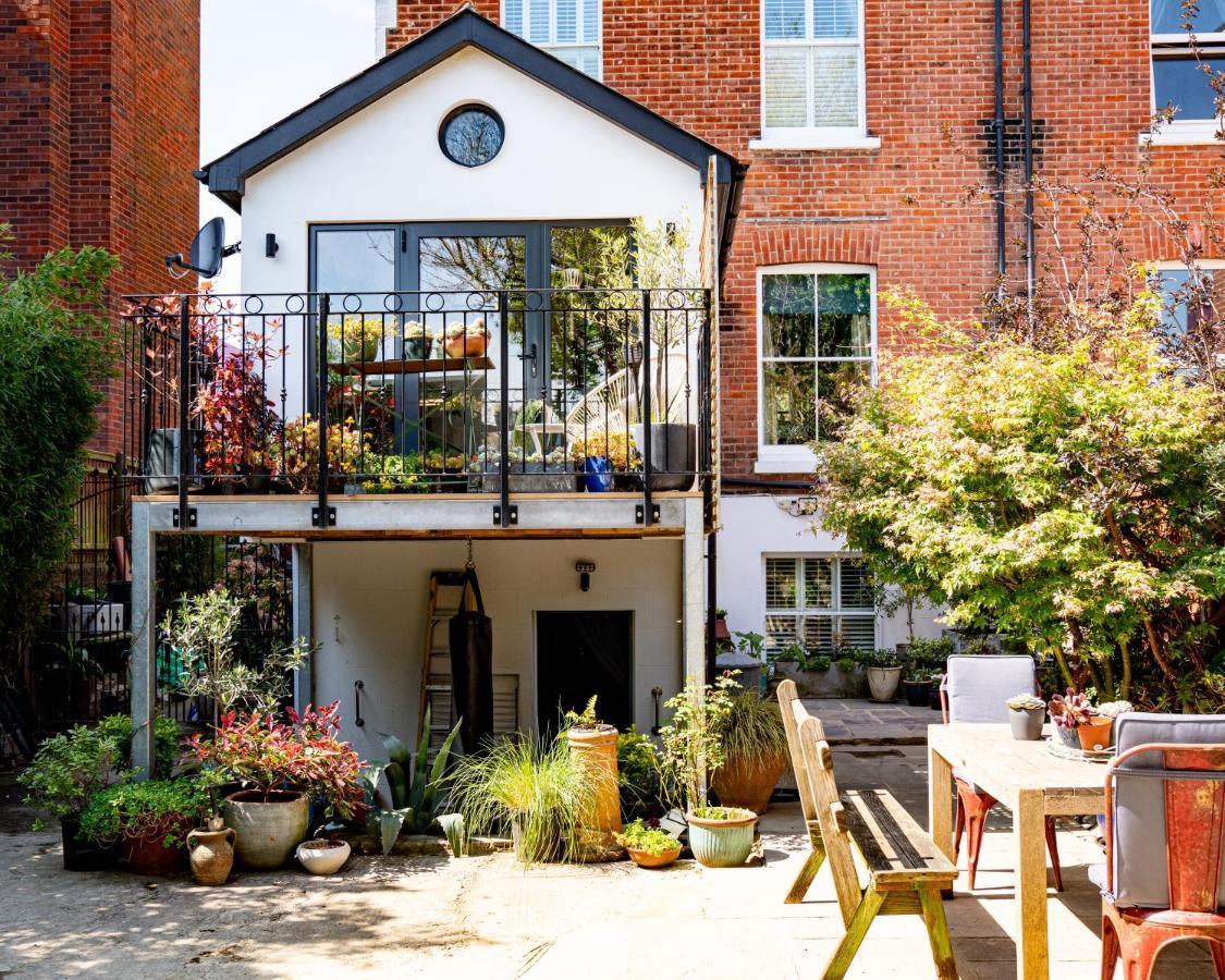 The Green House Portsmouth Exterior photo
